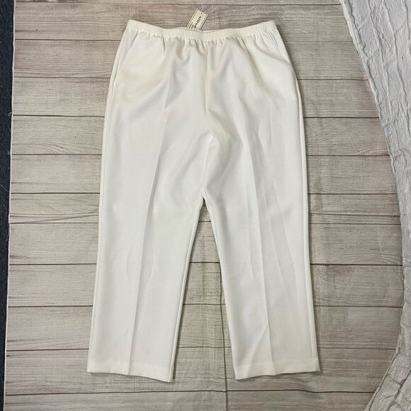 Alfred dunner petite women 18P pull on classic white slacks brand new - Picture 1 of 9